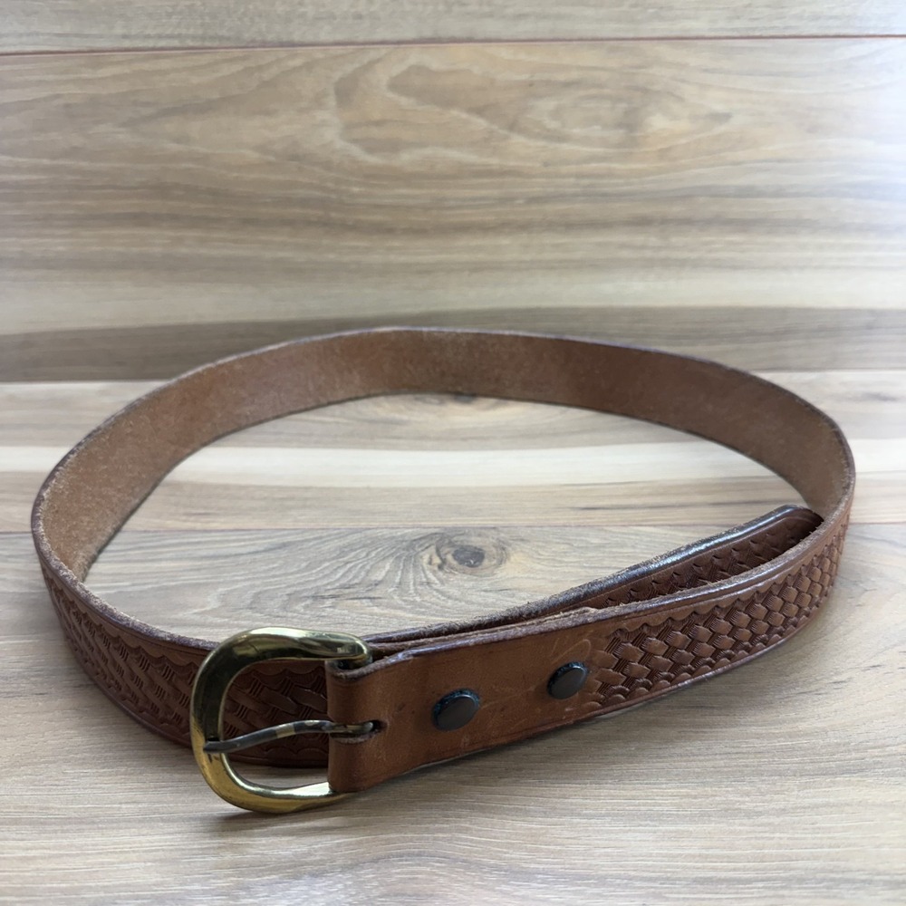 L.L Bean Mens Belt Size 44 Cognac Tooled Leather